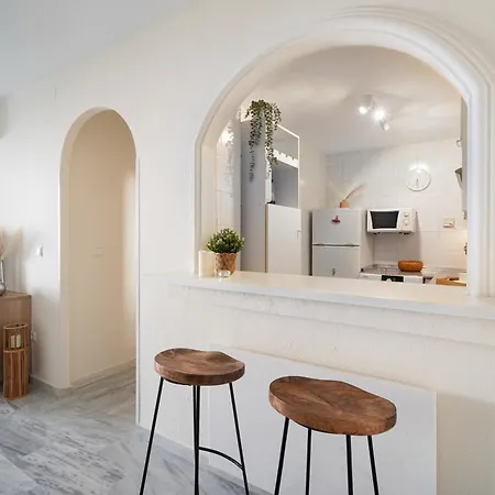 Vistamar Laguna Apartment *
