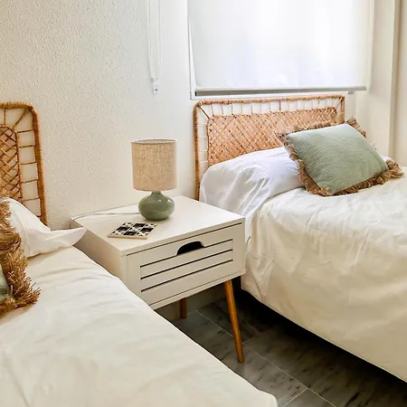 Vistamar Laguna Apartment *